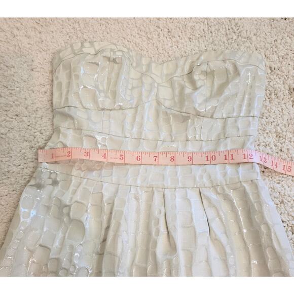American Eagle Outftters Strapless Mini Dress Size 2 Cream/Metallic Fully Lined - Picture 4 of 5